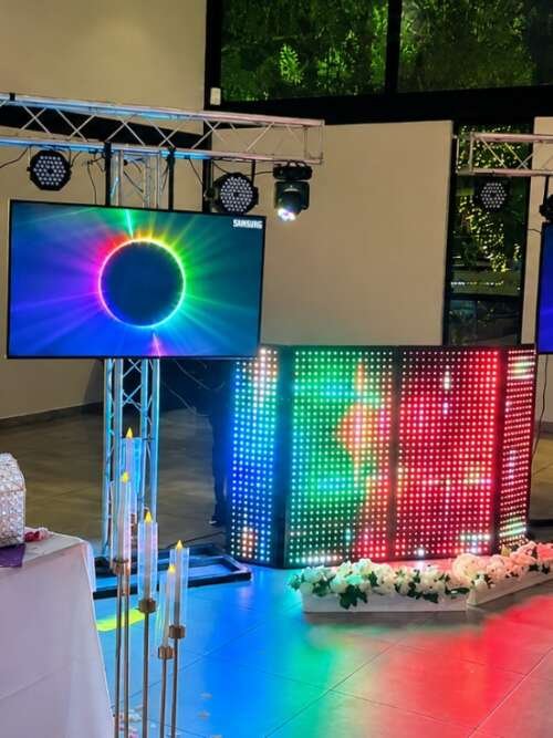 Cabina para DJ con Luz LED Profesional
