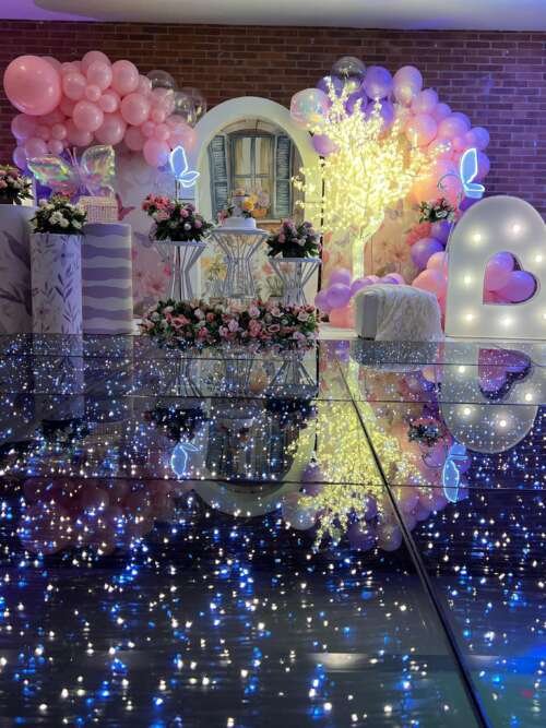 Alquiler de Pista Led Galaxy  3x3 - 9 m2 (20-30 invitados)